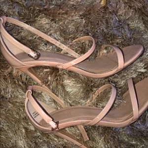 Pink/nude high heels